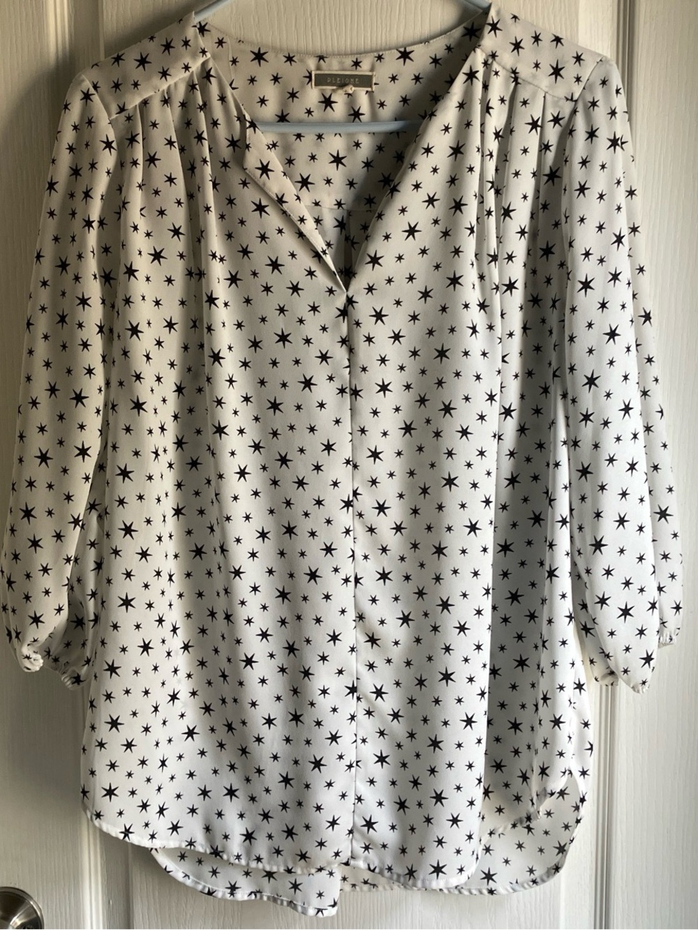 Pleione white and black star print blouse M